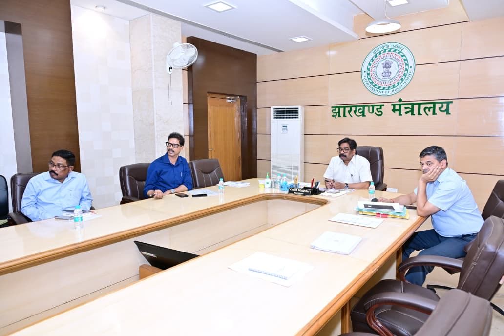 रांची में कनेक्टिंग फ्लाईओवर परियोजना की समीक्षा, भू-अर्जन तेज करने के निर्देश