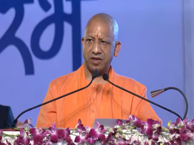 बहराइच: मुख्यमंत्री योगी आदित्यनाथ ने 136 विस्थापित परिवारों को सौंपी नई जमीन, अब 'भरतपुर' के नाम से जानी जाएगी नई बस्ती