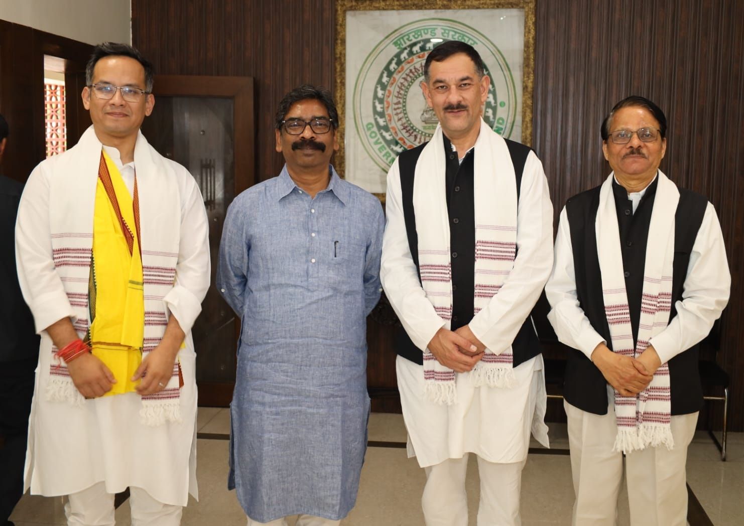 मुख्यमंत्री हेमंत सोरेन से सांसद गौरव गोगोई ने की मुलाकात