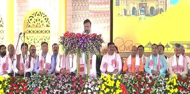 हिमंत बिस्वा सरमा ने दूसरी बार असम के मुख्यमंत्री पद की शपथ ली
