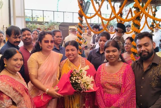 कल्पना सोरेन ने उरीमारी में झामुमो जिलाध्यक्ष की पुत्री के विवाह समारोह में शिरकत कर दिया आशीर्वाद