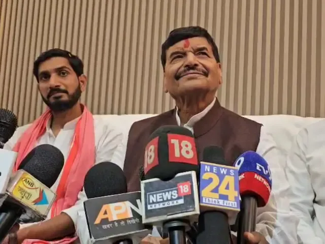 'हमने कई सरकारी बनाई, कई बिगाड़ी...किसी पद की जरूरत नहीं', 2027 के चुनाव से पहले पुरानी ठसक में लौटे शिवपाल, जानिए ये आत्मविश्वास या घबराहट?