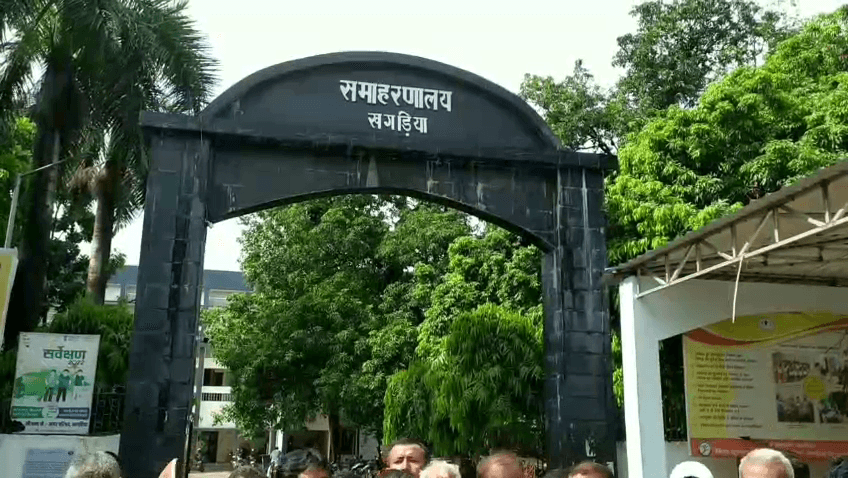 8 पुलिसकर्मी और चौकीदार निलंबित