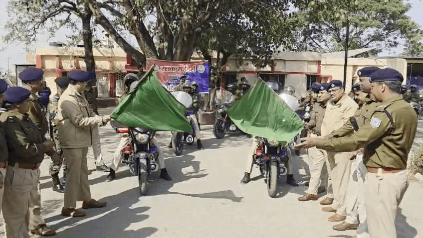 एसपी हरविंदर सिंह ने रक्षक राइडर्स को किया रवाना