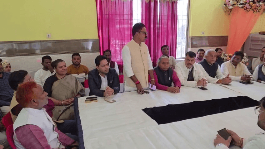 केशव महतो कमलेश बैठक में शामिल होने बोकारो पहुंचे