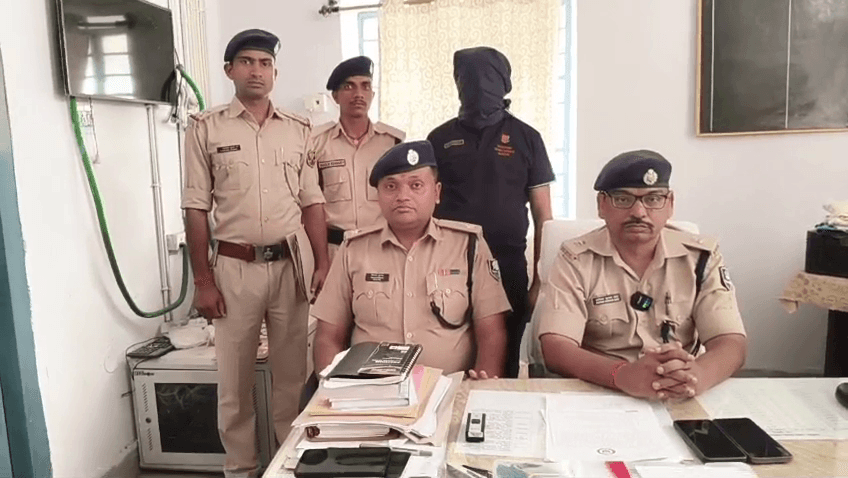 औरंगाबाद में ठगी करते फर्जी आईपीएस गिरफ्तार