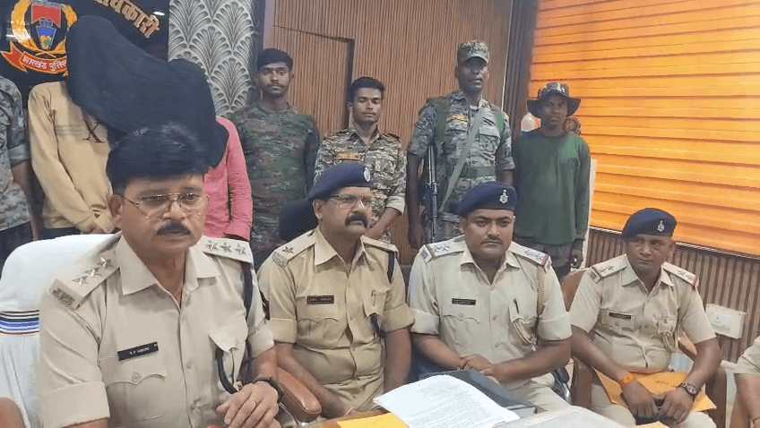 ब्राउन शुगर और गांजा के साथ 2 तस्कर गिरफ्तार