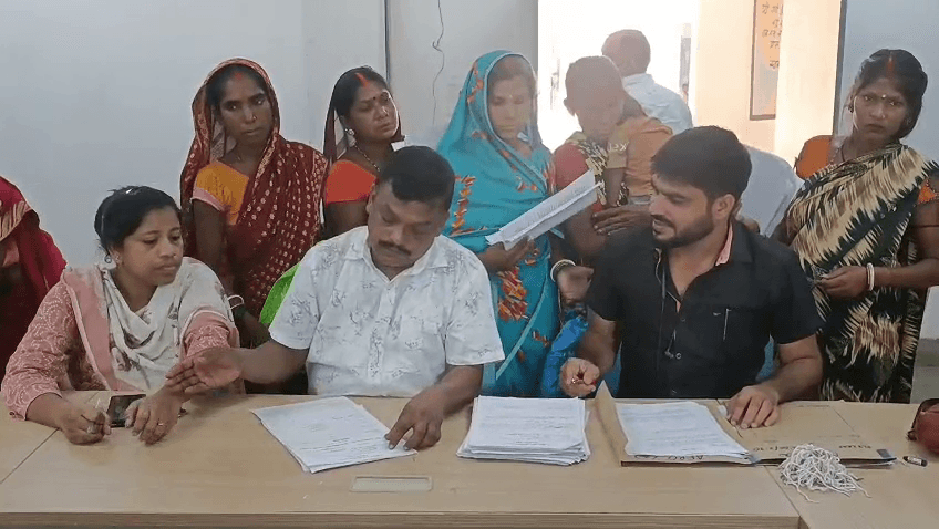 साहिबगंज में एसआईआर को लेकर प्राप्त दावा-आपत्तियों का किया गया निदान