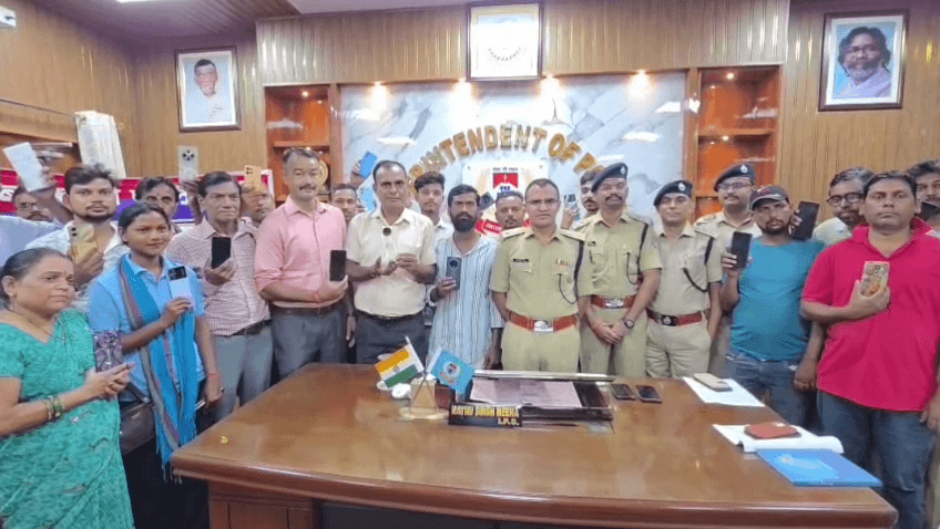 चोरी हुए मोबाइल की बरामदगी को लेकर बोकारो पुलिस की बड़ी कार्रवाई