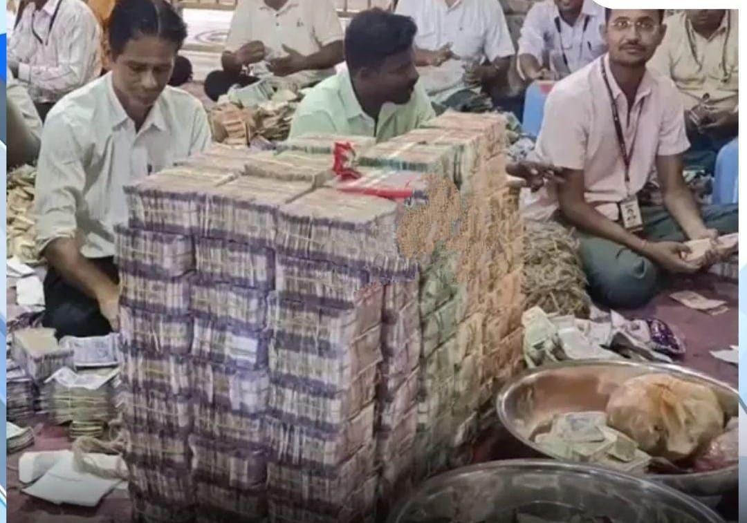 22 करोड़ कैस, 6 करोड़ ऑनलाइन, 250 ग्राम सोना, 44 किलो चांदी सांवलियाजी मंदिर में रिकॉर्ड तोड़ चढ़ावा 