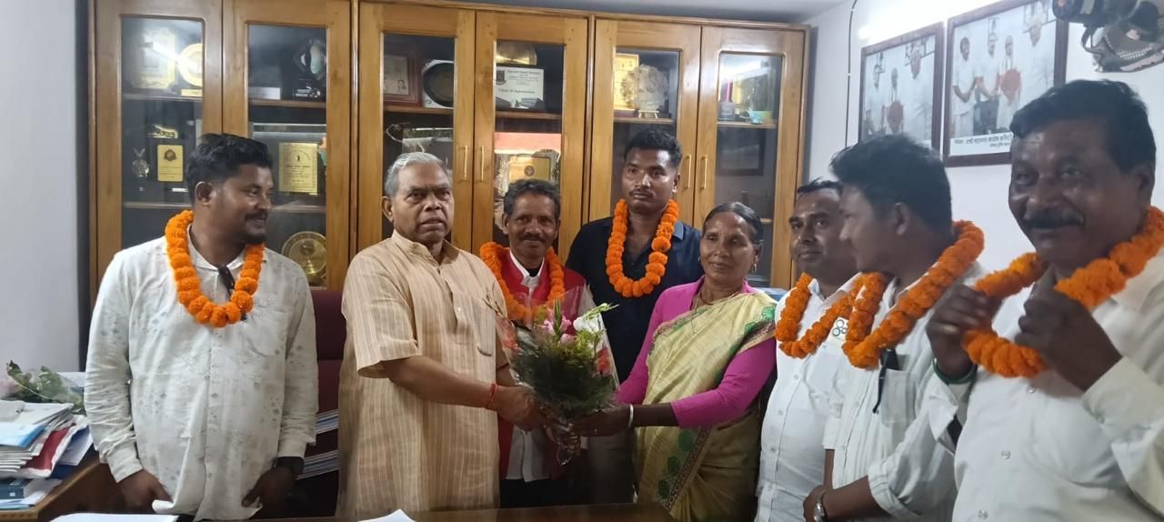 कांग्रेस के निति और सिद्धांत को लेकर दर्जनों लोगों ने लिया सदस्यता ग्रहण