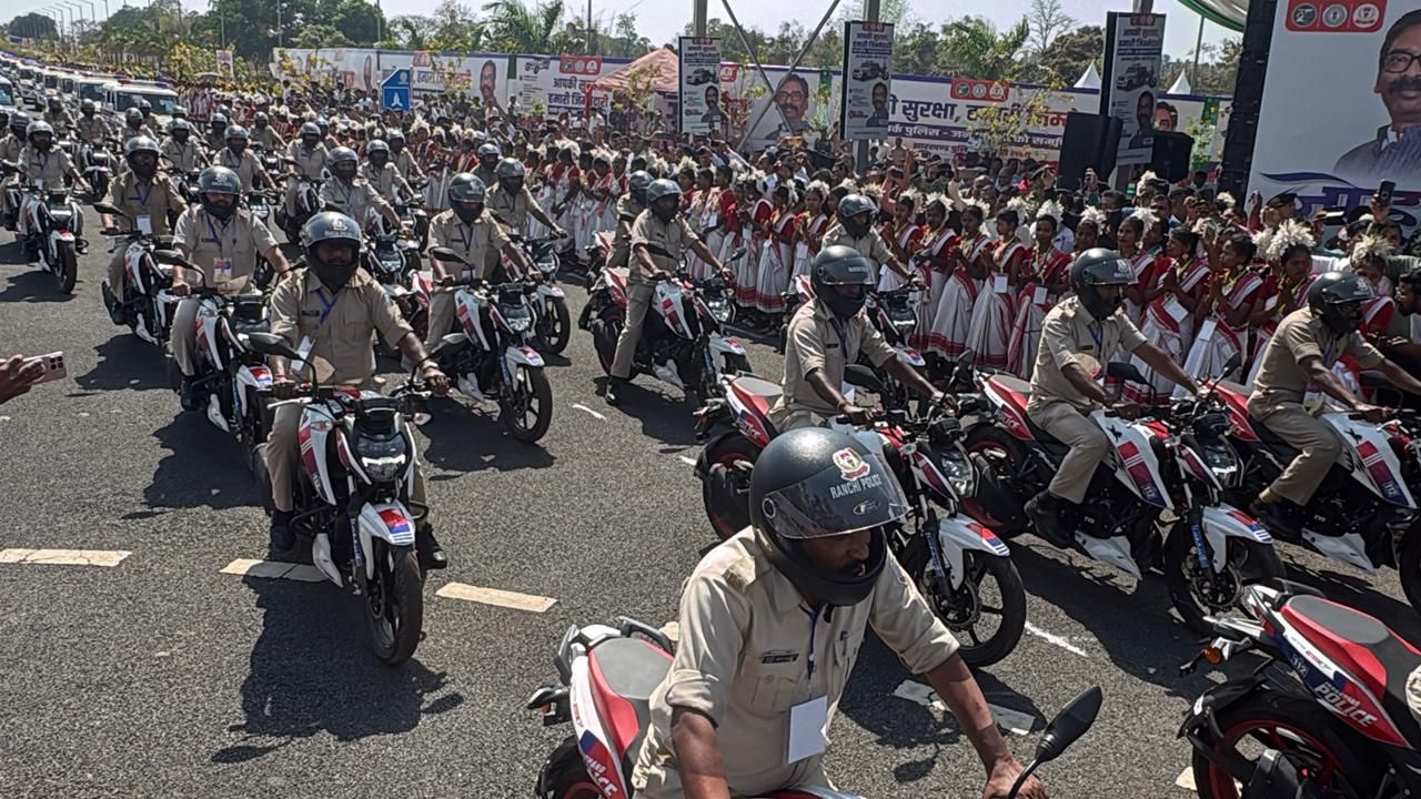 झारखण्ड पुलिस को पुरानी पेट्रोलिंग गाड़ी से मिला छुटकारा