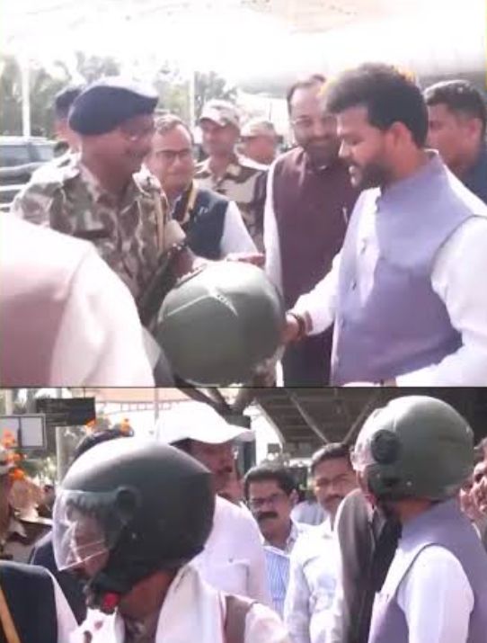 केंद्रीय नागरिक उड्डयन मंत्री राम मोहन नायडू किंजरापू पहुंचे रांची, बिरसा एयरपोर्ट से स्कूटी से किये टाउन का दौरा 
