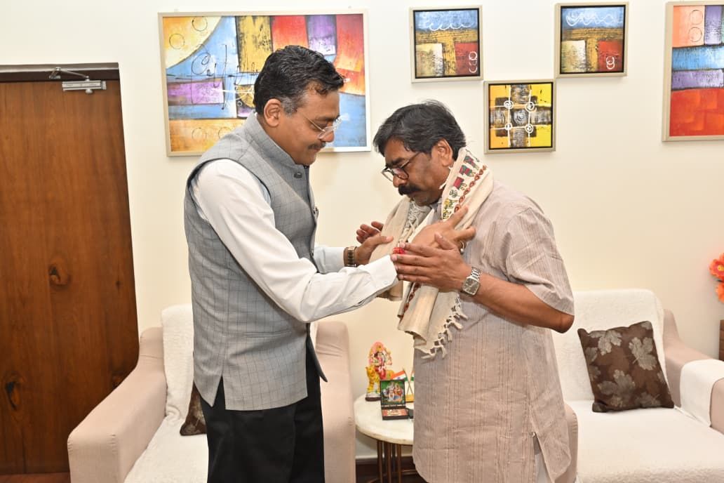 साईं नाथ यूनिवर्सिटी के कुलपति ने सीएम से की शिष्टाचार मुलाकात