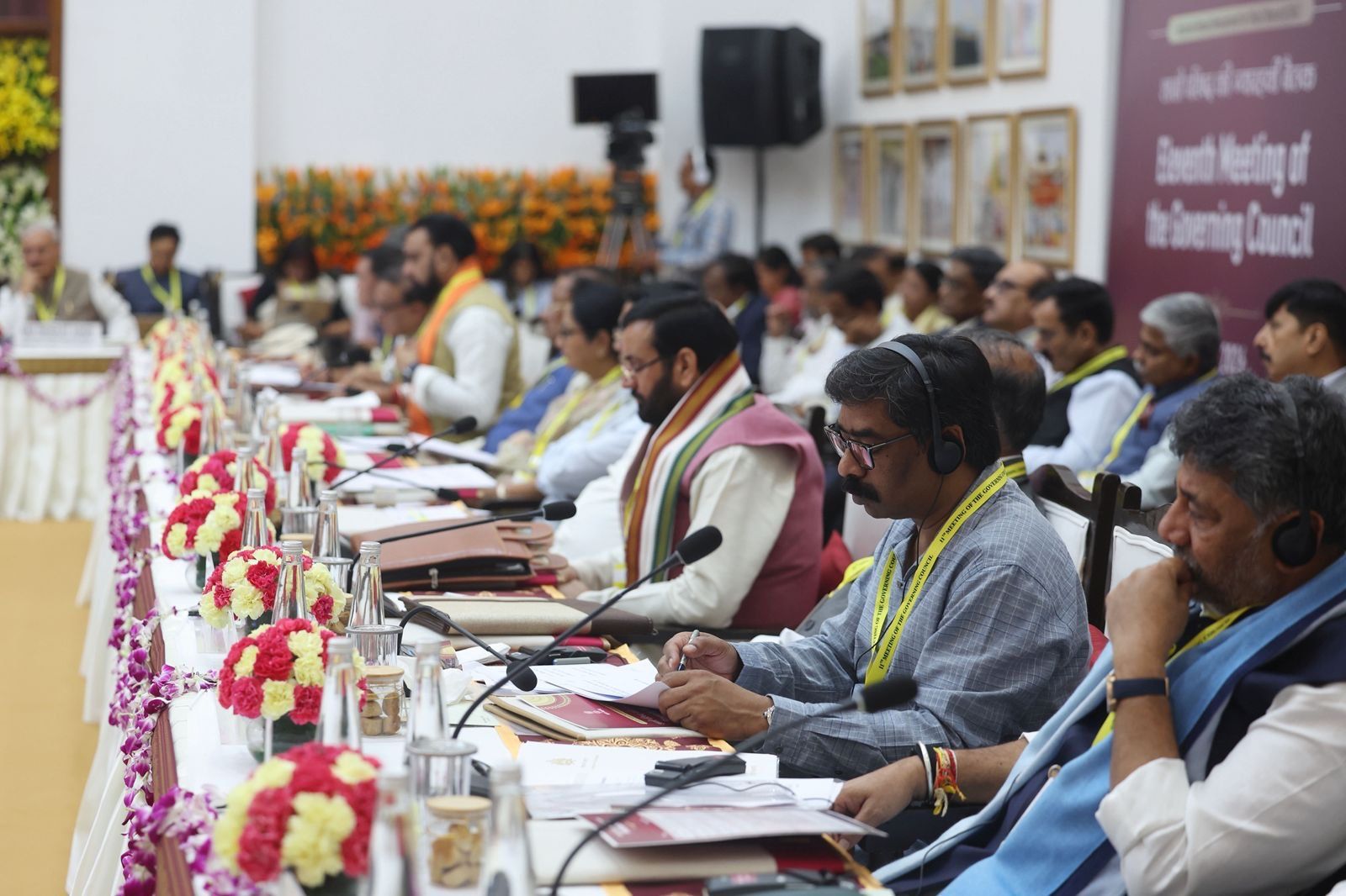 नीति आयोग की 11वीं शासी परिषद की बैठक में शामिल हुए सीएम हेमंत सोरेन