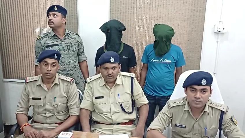 जामताड़ा पुलिस ने दो साइबर अपराधियों को किया गिरफ्तार